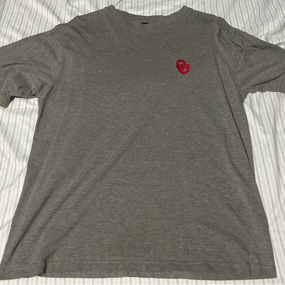 Gray Men's Oklahoma University T-Shirt with embroidered Red Logo